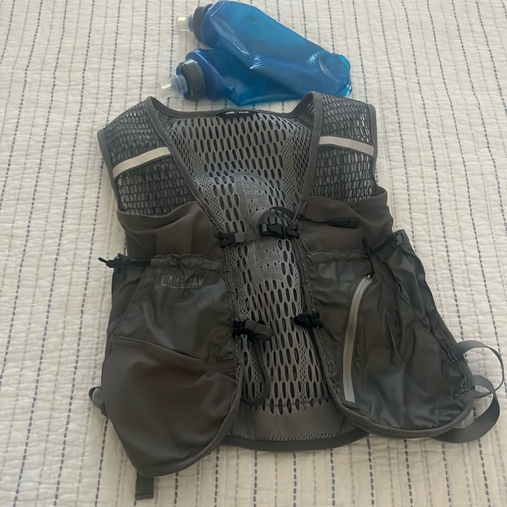 Pre-loved CamelBak Running Hydration Vest